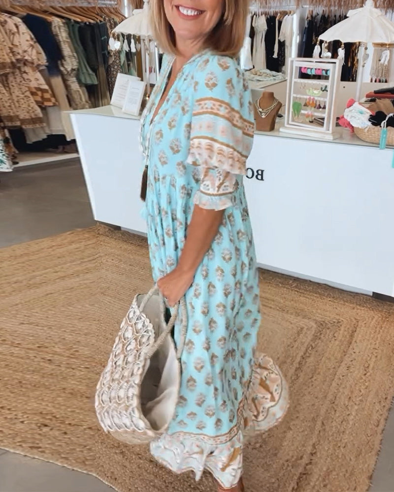 Rue - Lässiges bedrucktes V-Ausschnitt-Kleid mit halben Ärmeln