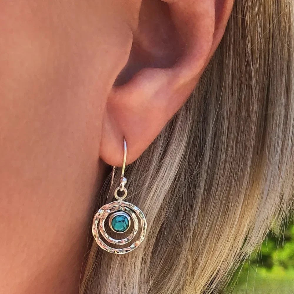Boho Saturn Ohrringe mit Türkisstein in Silber & Gold Nora Zurich