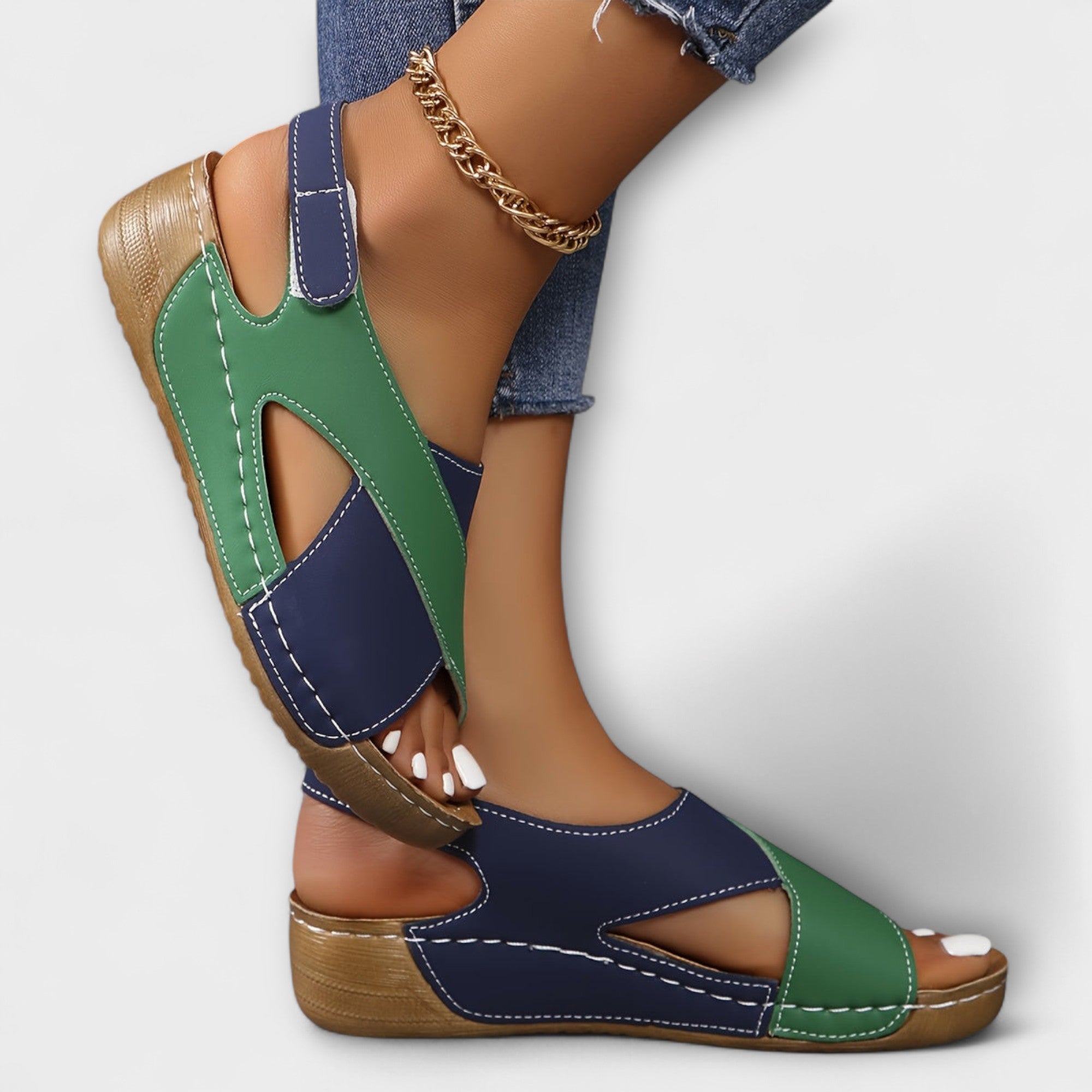 Orthopädische Trekking-Sandalen