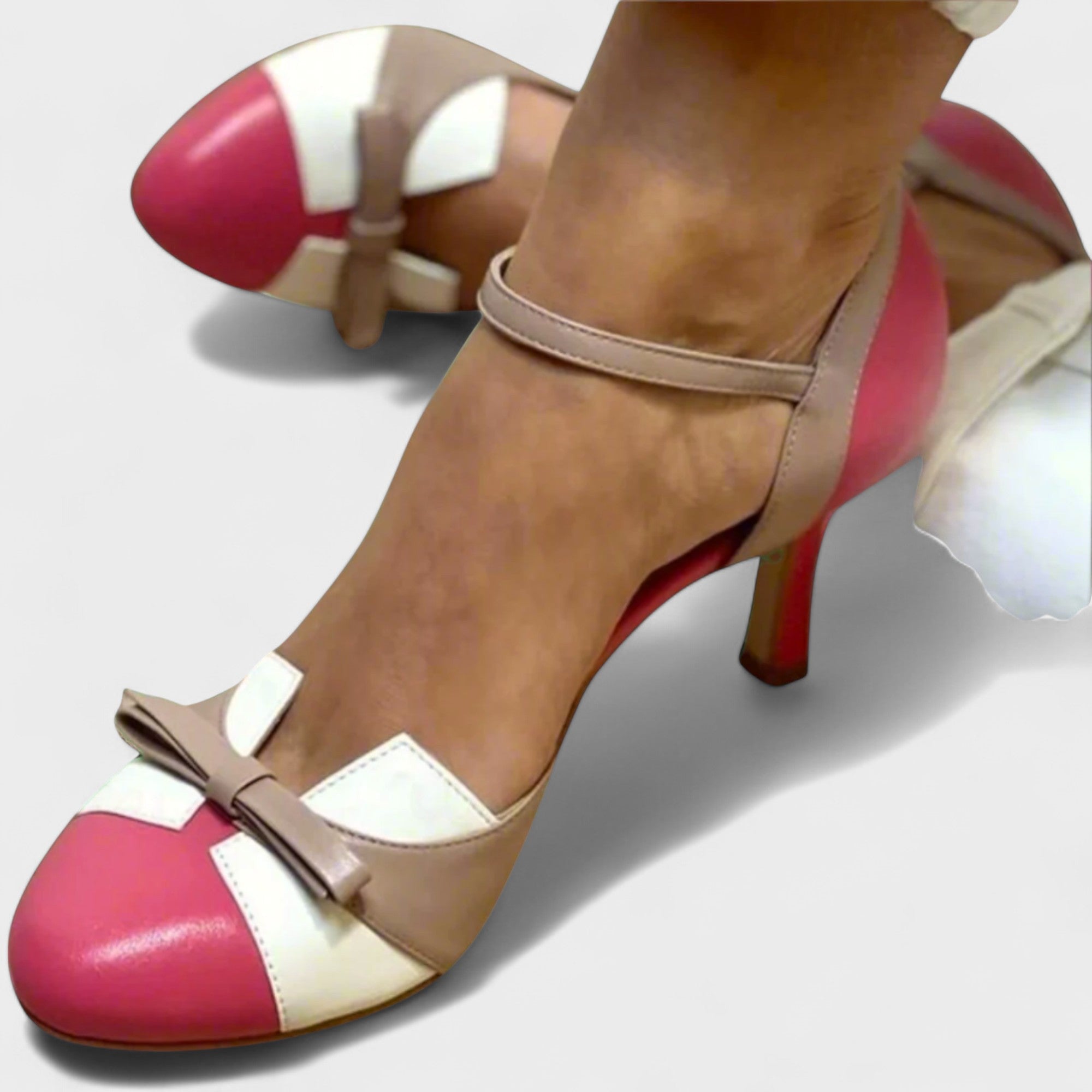 Lysa | Farbblock Bogenriemen Stiletto Heels