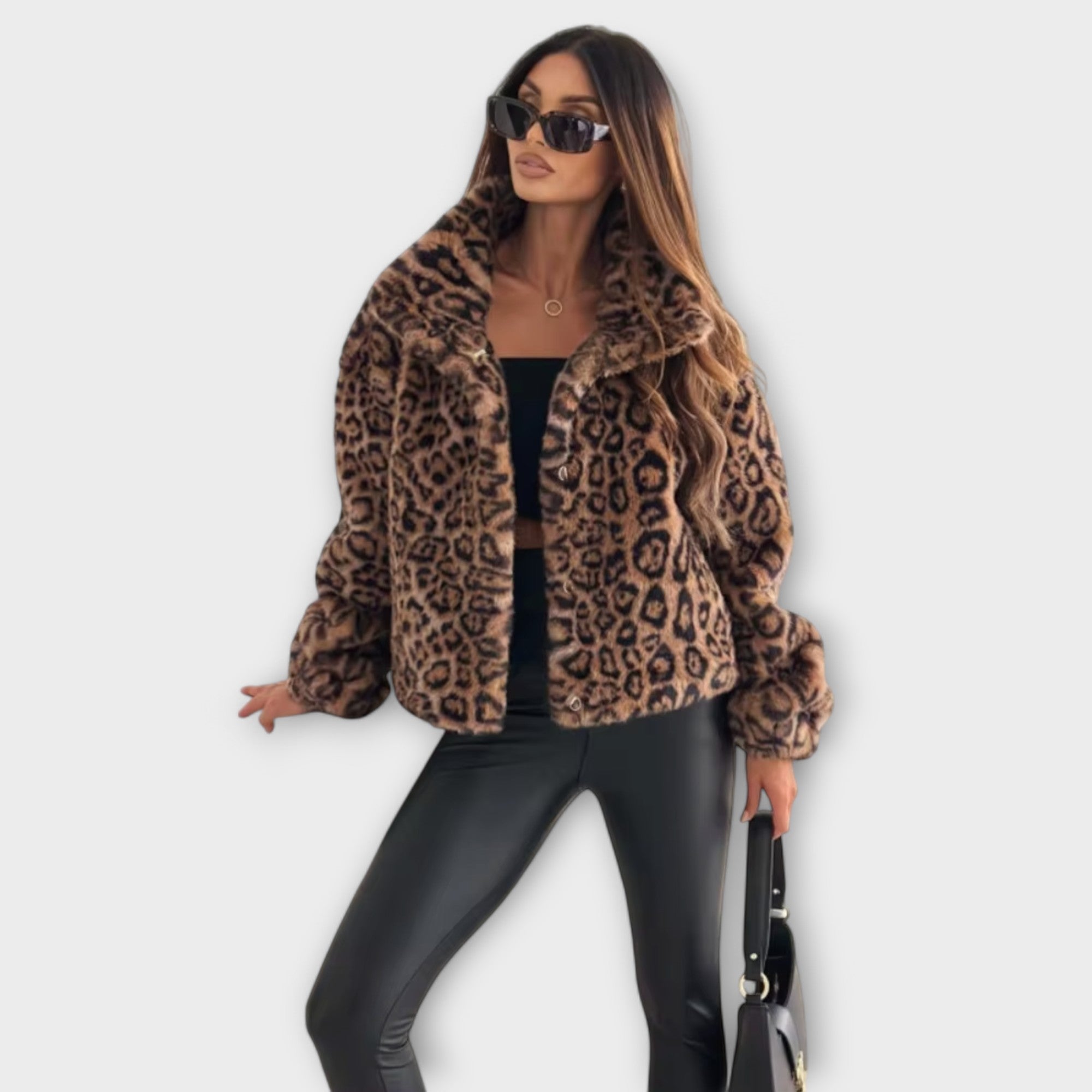 Leocadia – Kunstfelljacke mit Leopardenmuster