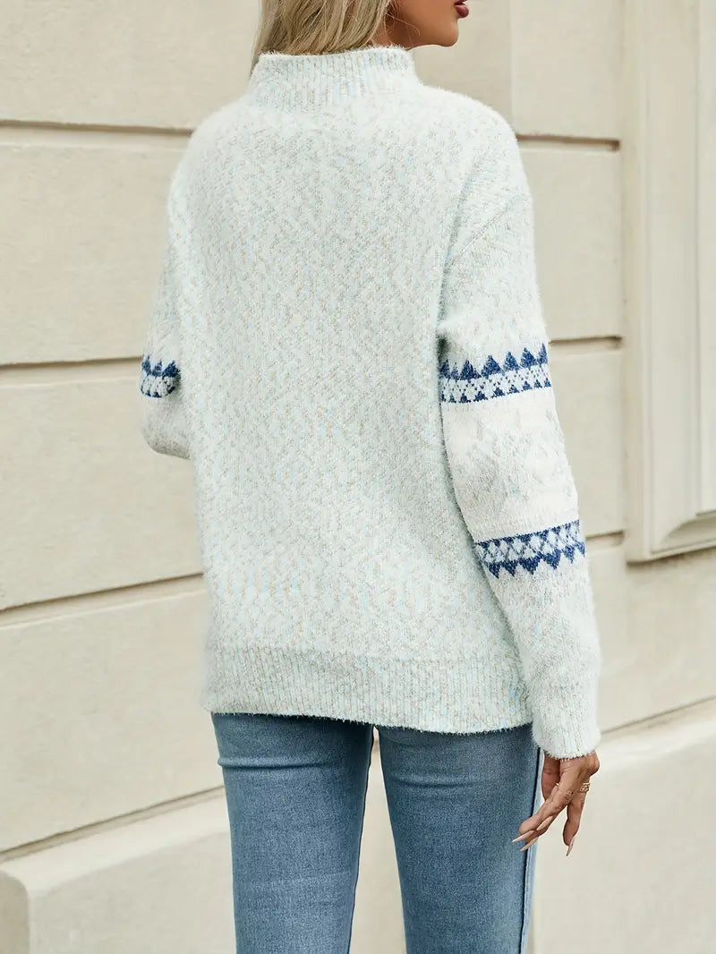 Damenpullover mit Mustern
