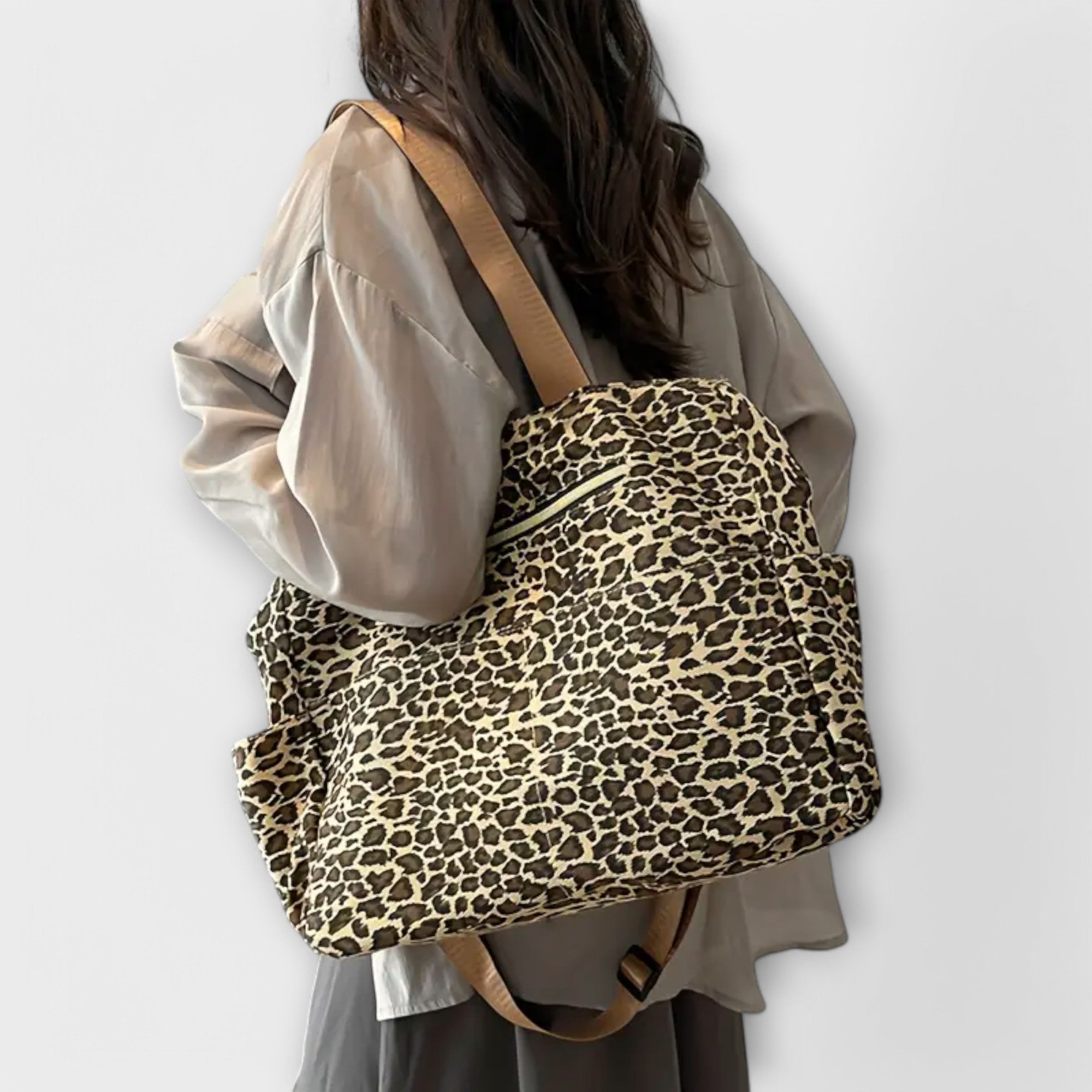 Nora. - Leopardenmuster Canvas Umhängetasche
