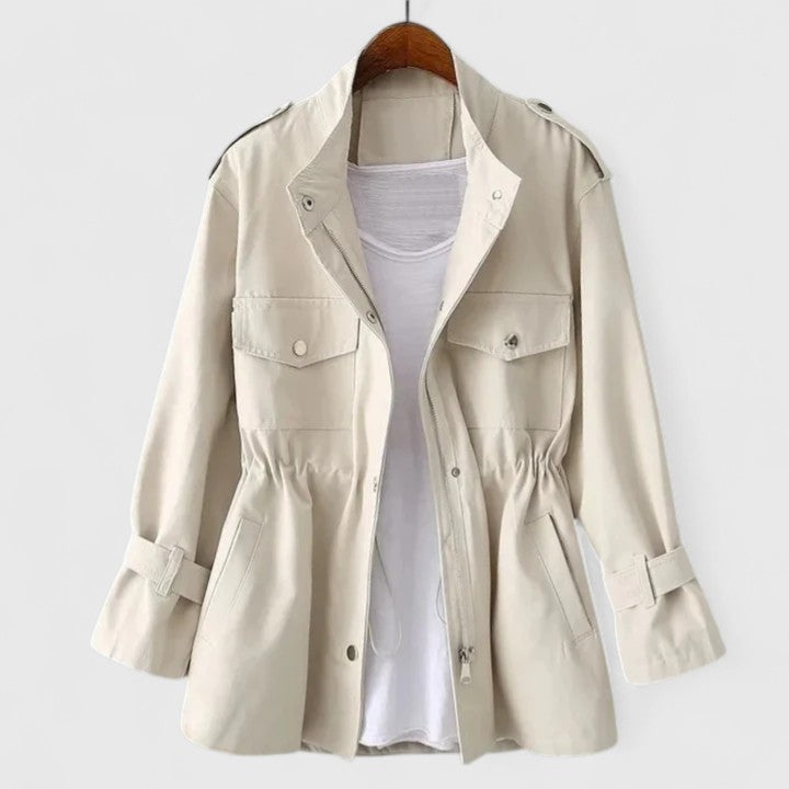 Freya – Jacke mit Reißverschluss und Taillenzug