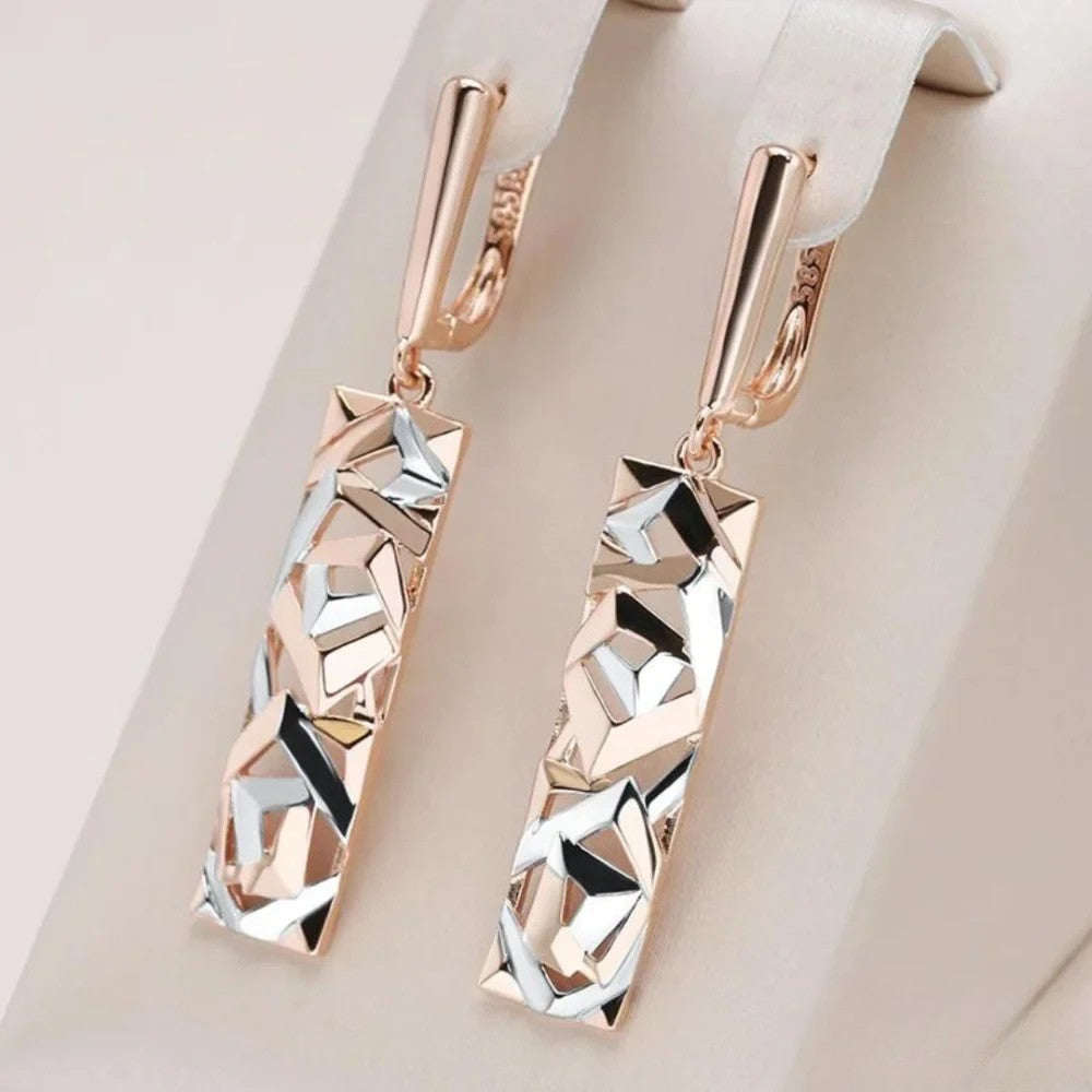 Elegante rechteckige Ohrringe in Gold und Silber Nora Zurich