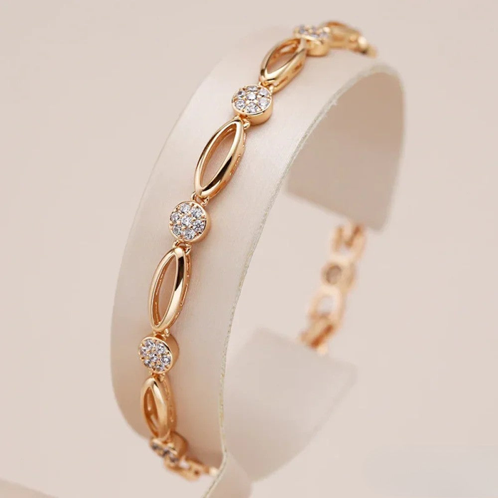 Elegantes Armband mit goldenen Zirkonia