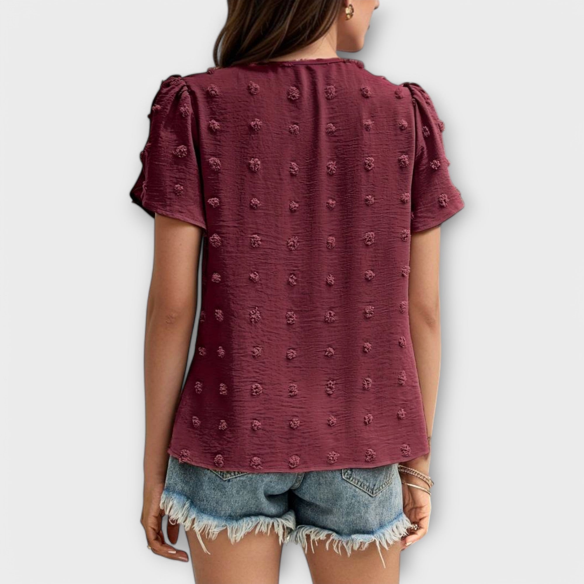 Charlotte – Die perfekte Bluse mit Schweizer Punkten