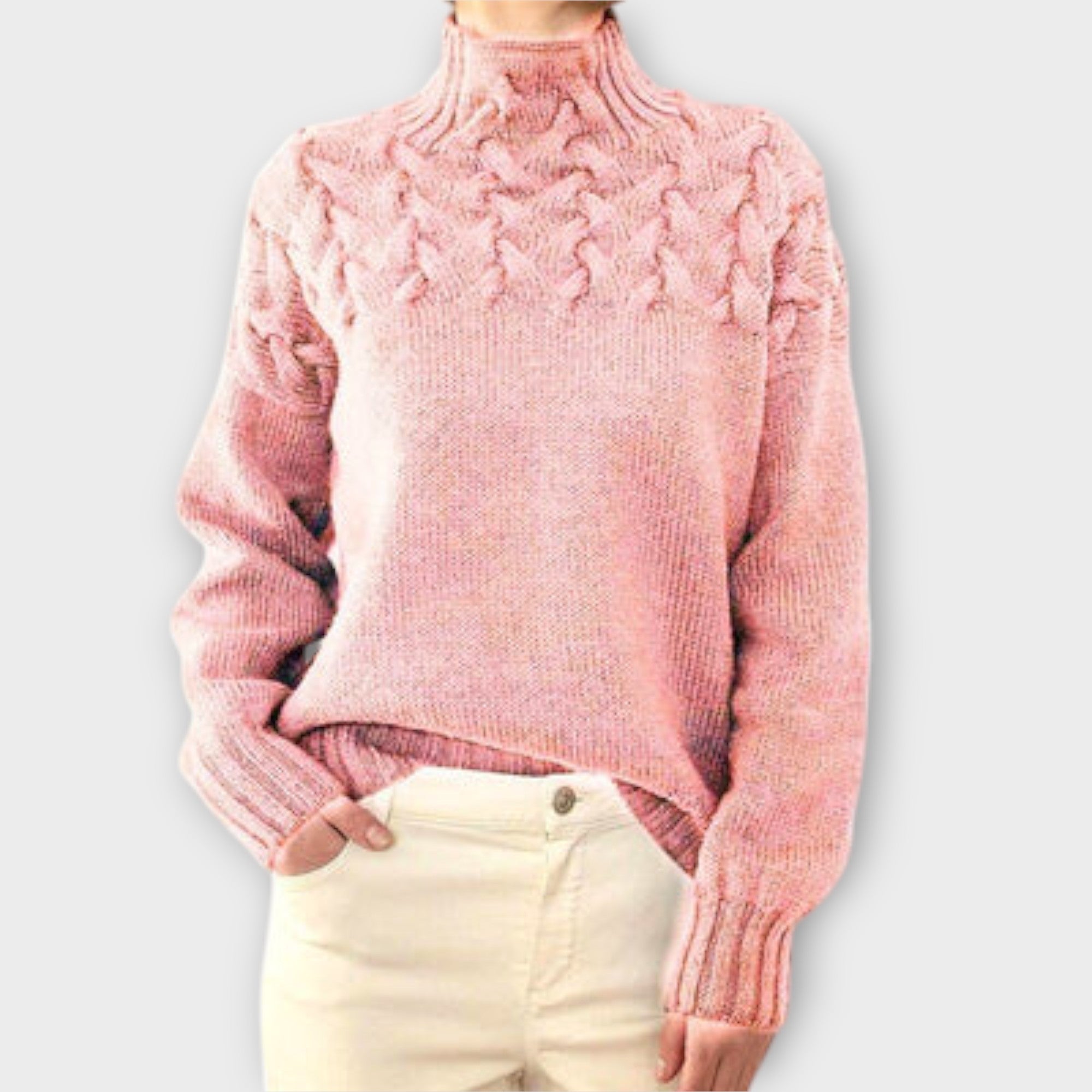 Damenpullover mit Kabelstrick-Detail