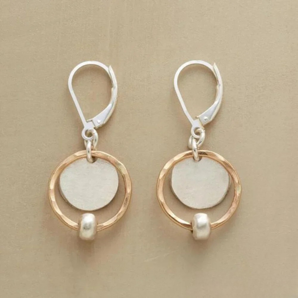 Vintage Perlenohrringe mit Gold- und Silberbeschichtung