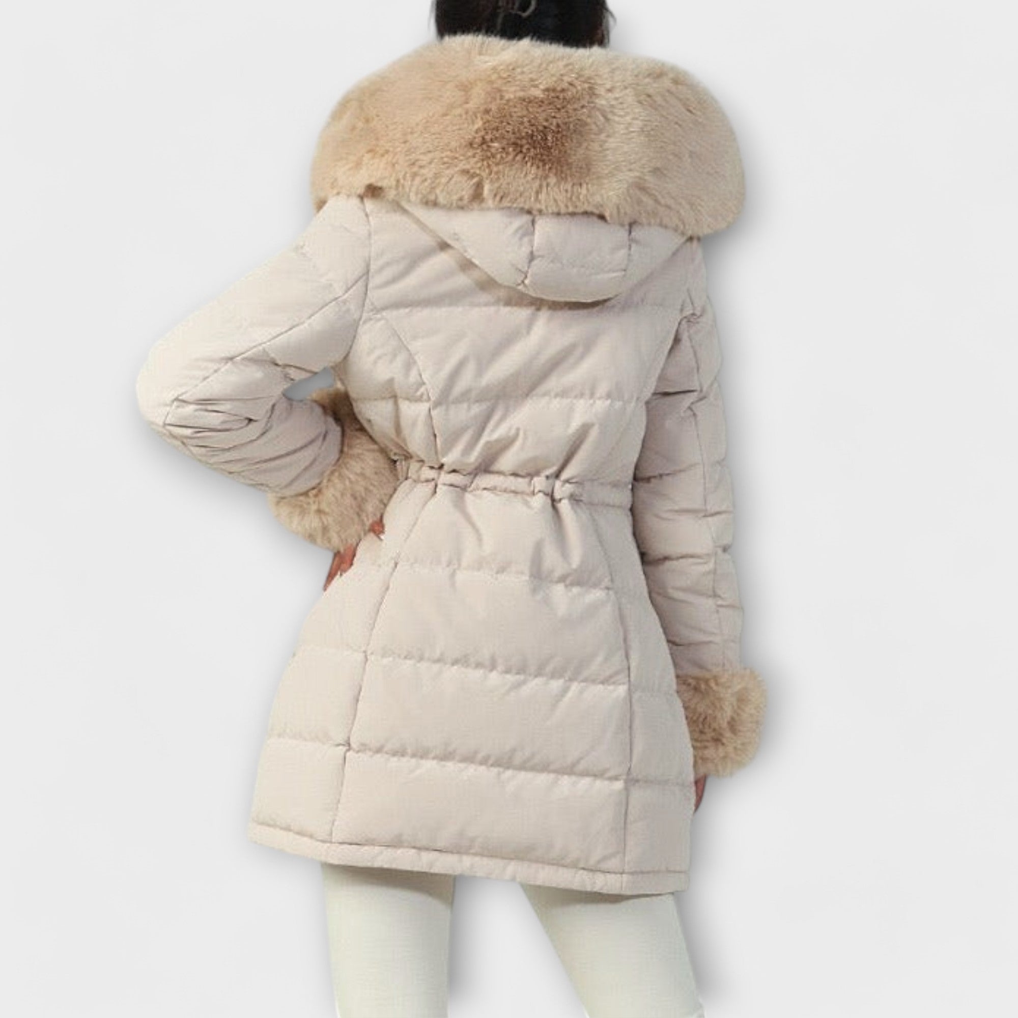 Loa - Gepolsterter Premium-Mantel Nora Zurich