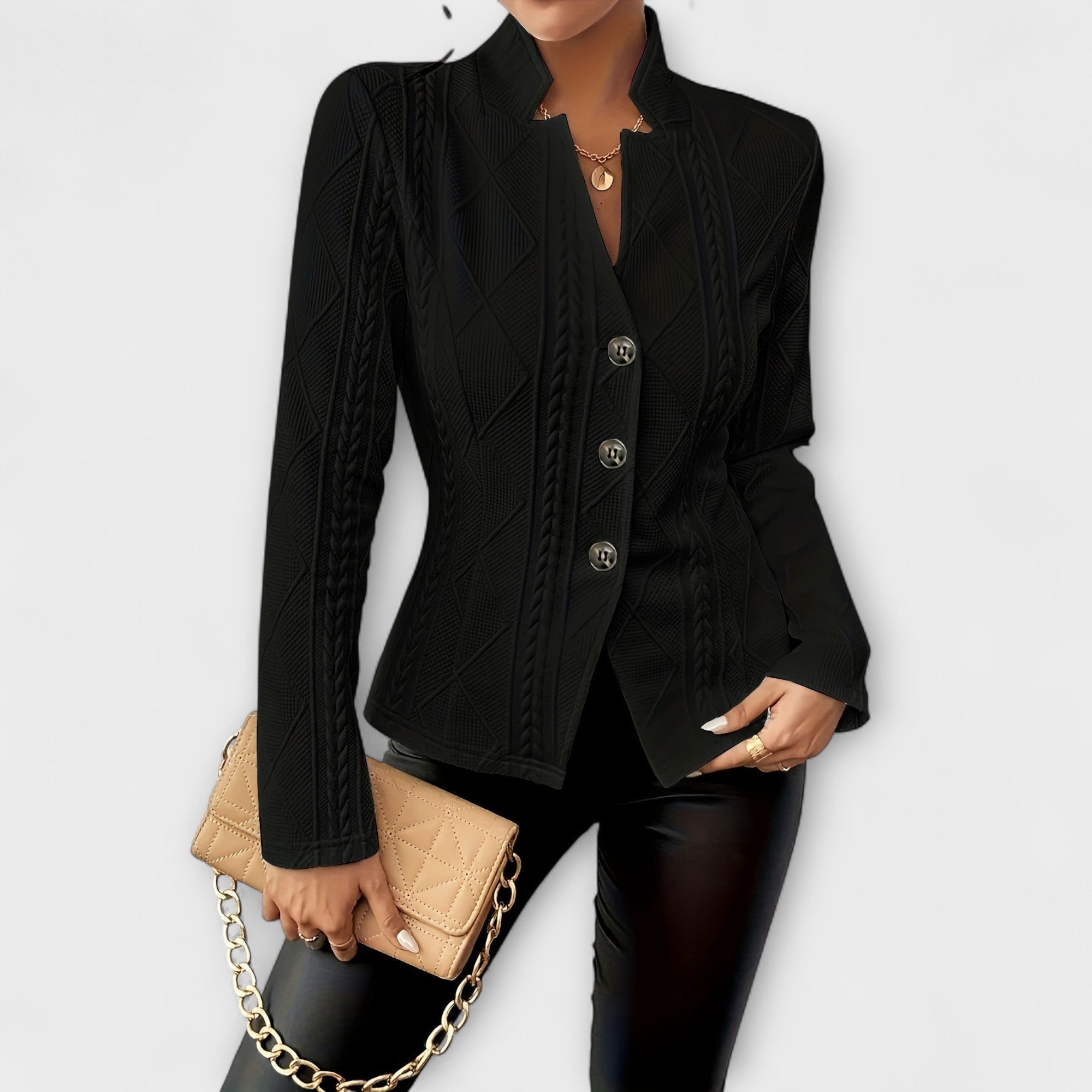 Cavora – Elegante Zopfmusterjacke
