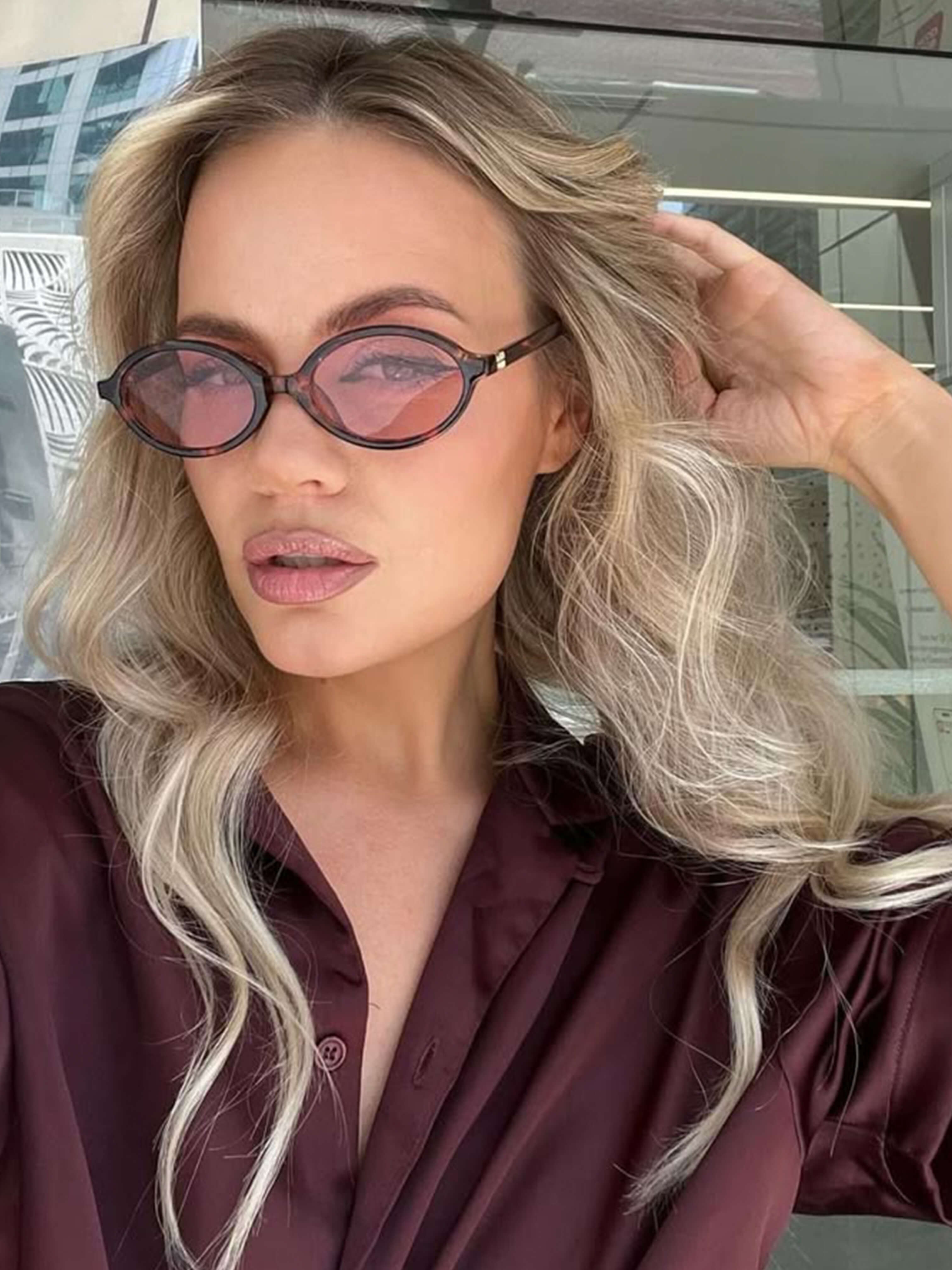 Clarence Oval Sonnenbrille Nora Zurich