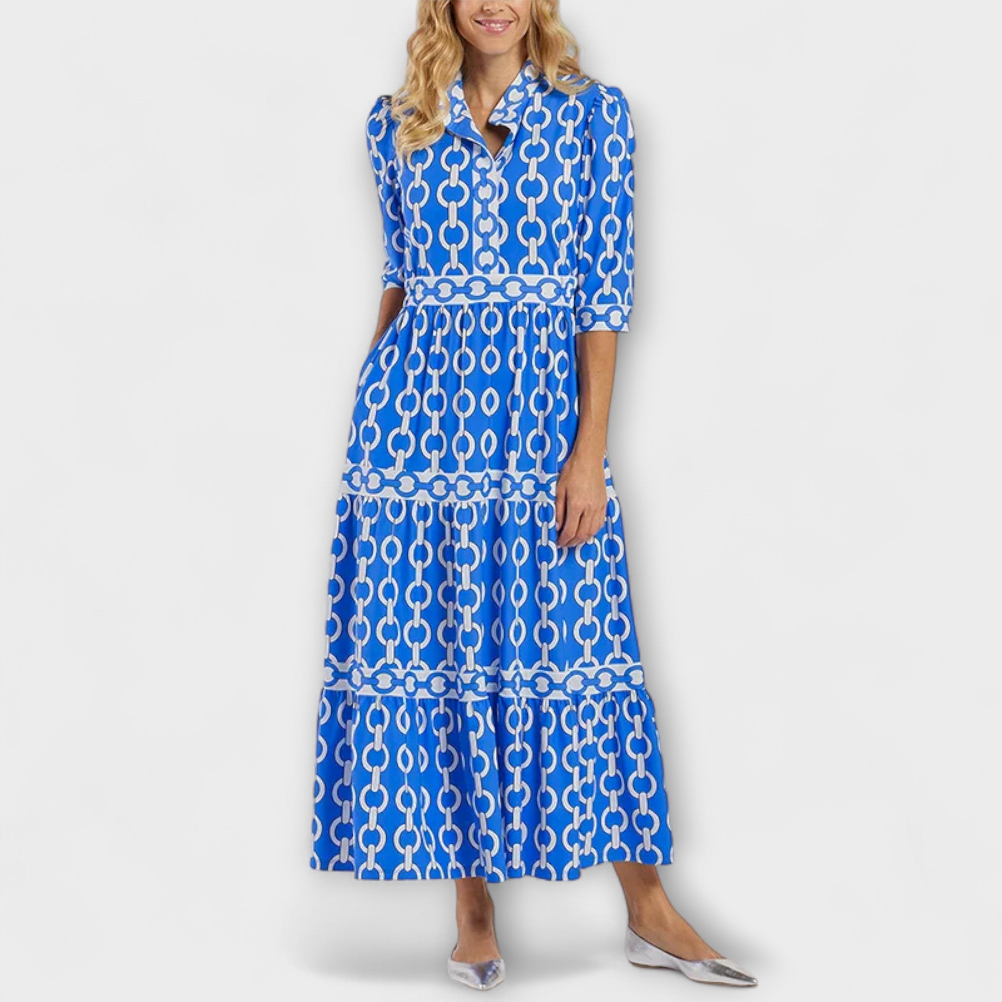 Camila – Elegantes Maxikleid mit einem auffälligen Twist