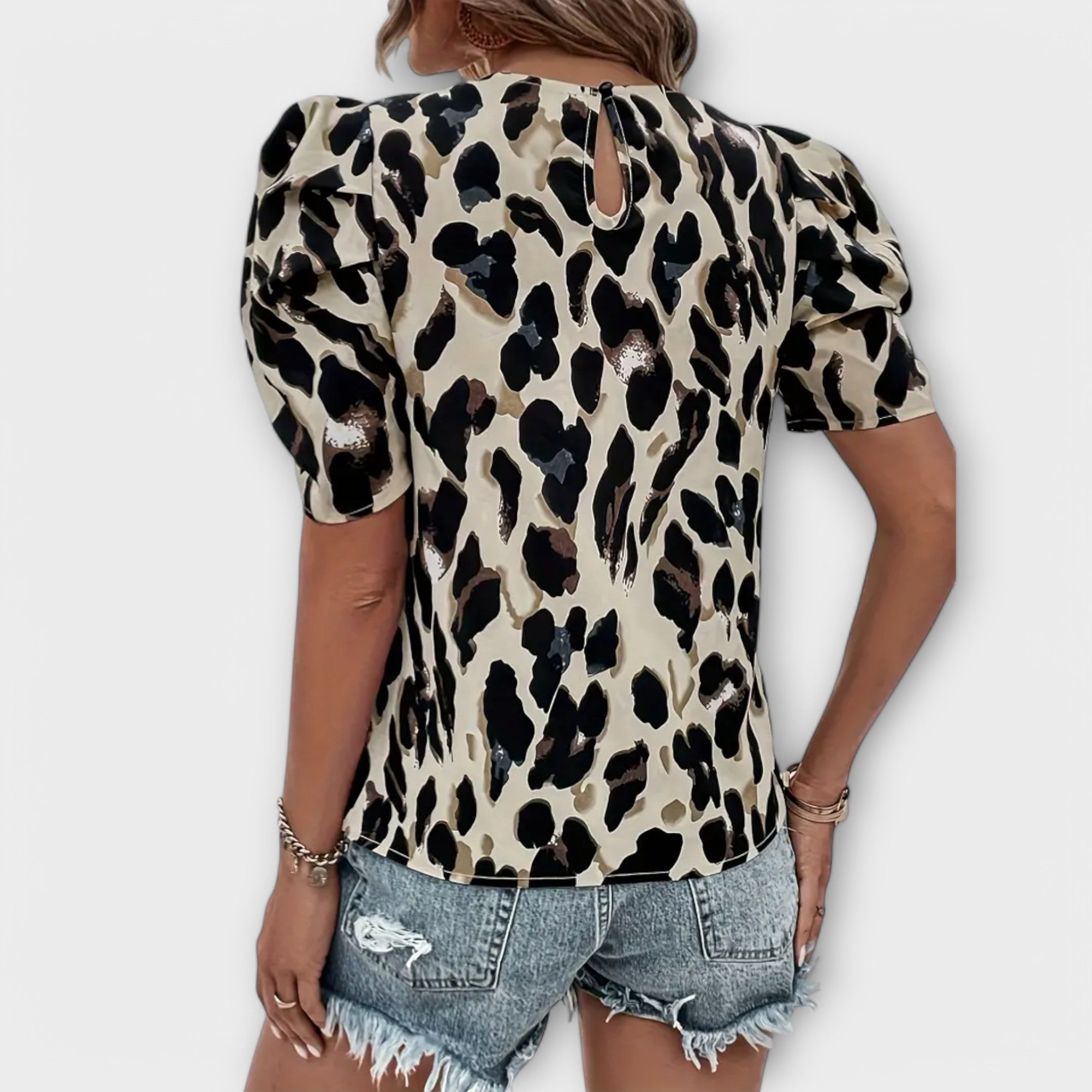 Amelia – Bluse mit Rundhalsausschnitt und lebhaftem Allover-Druck
