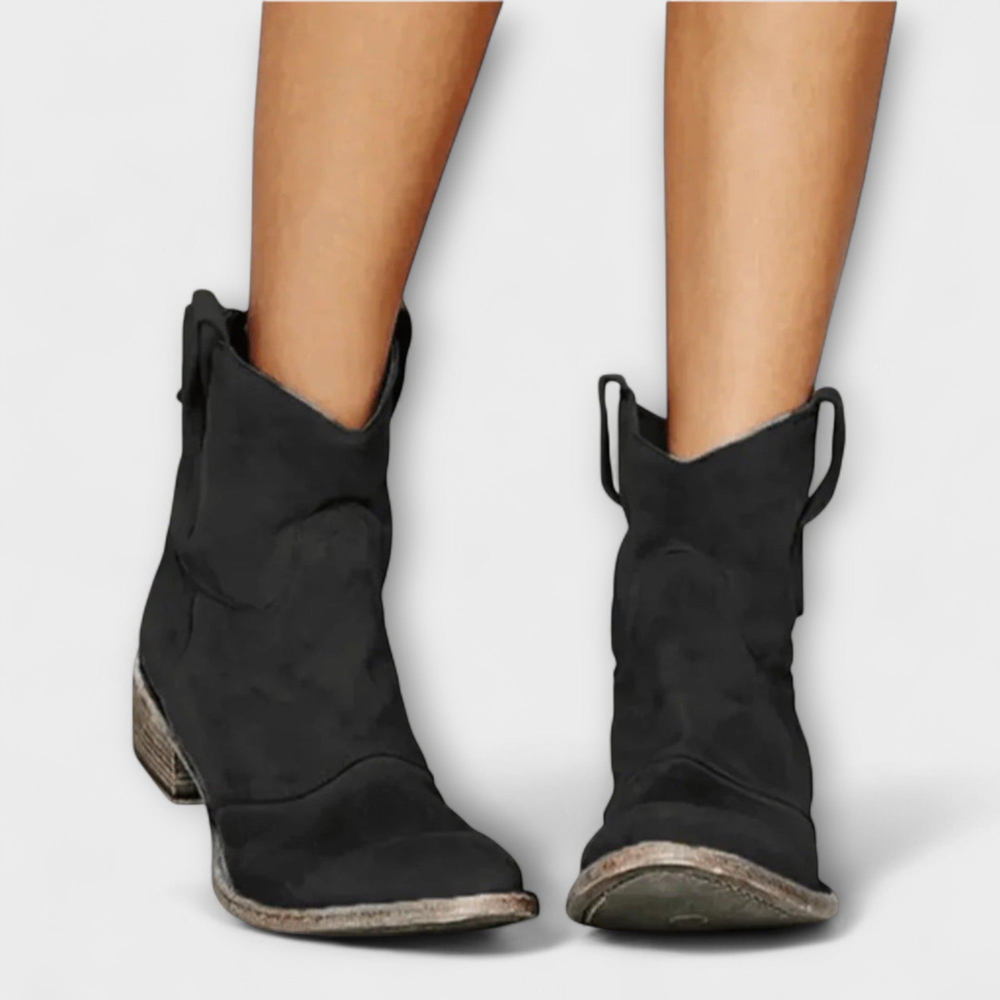 Viora – Zeitlose Wildlederstiefeletten