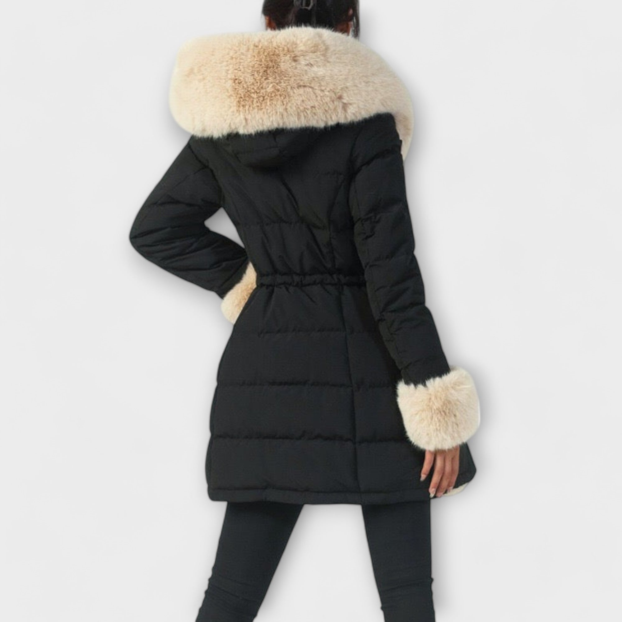 Loa - Gepolsterter Premium-Mantel Nora Zurich